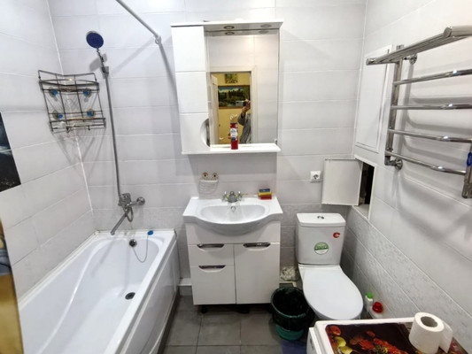 Продам двухкомнатную (2-комн.) квартиру, Мирная ул, 29к5, Анапа г