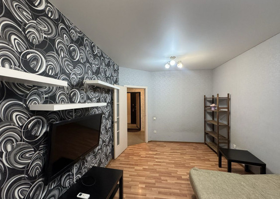 Продам однокомнатную (1-комн.) квартиру, им. генерала Петрова И.Т. ул, 27, Краснодар г