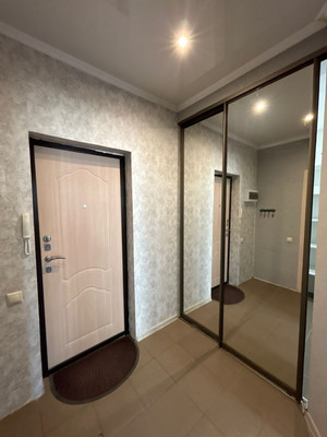 Продам однокомнатную (1-комн.) квартиру, им. генерала Петрова И.Т. ул, 27, Краснодар г