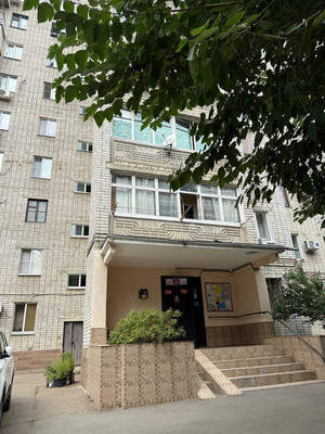 Продам трехкомнатную (3-комн.) квартиру, им. Тургенева ул, 191, Краснодар г