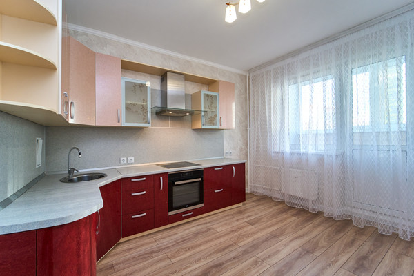 Продам двухкомнатную (2-комн.) квартиру, им. 40-летия Победы ул, 184к1, Краснодар г