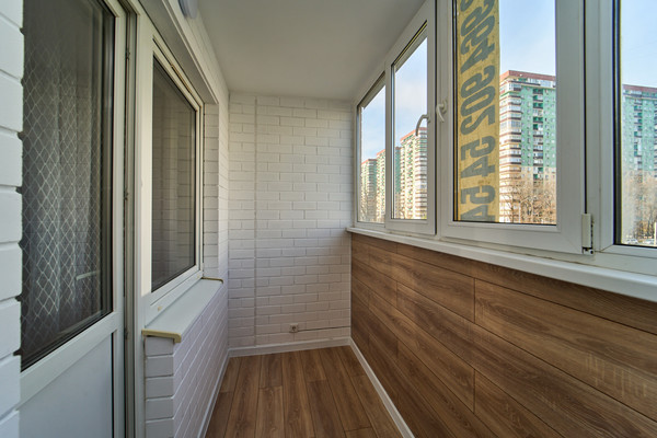 Продам двухкомнатную (2-комн.) квартиру, им. 40-летия Победы ул, 184к1, Краснодар г