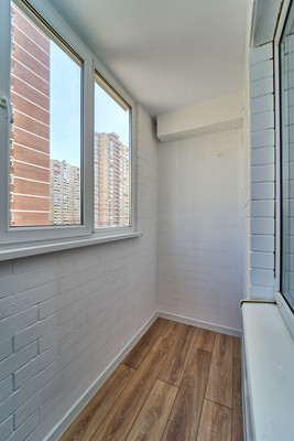 Продам двухкомнатную (2-комн.) квартиру, им. 40-летия Победы ул, 184к1, Краснодар г