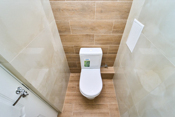 Продам двухкомнатную (2-комн.) квартиру, им. 40-летия Победы ул, 184к1, Краснодар г