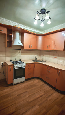 Продам трехкомнатную (3-комн.) квартиру, Ростовская ул, 86, Воронеж г