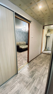 Продам однокомнатную (1-комн.) квартиру, 35-й мкр, 31, Октябрьский г