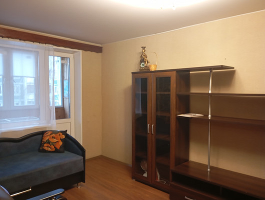 Продам однокомнатную (1-комн.) квартиру, Василеозерская ул, 7, Всеволожск г