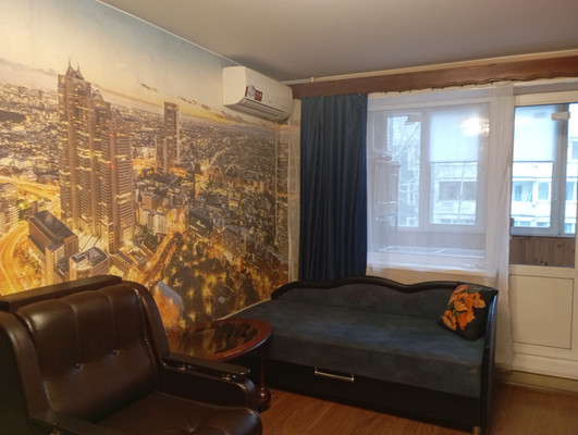 Продам однокомнатную (1-комн.) квартиру, Василеозерская ул, 7, Всеволожск г