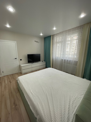 Сдам двухкомнатную (2-комн.) квартиру, Западный Обход ул, 39/1к1, Краснодар г