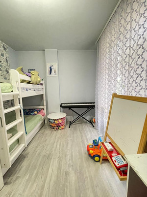 Продам двухкомнатную (2-комн.) квартиру, Целинная (Центральный р-н) ул, 12/3, Сочи г