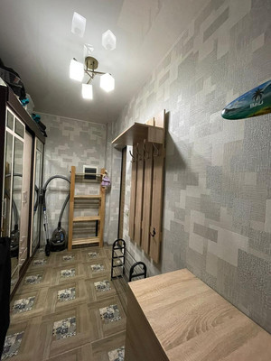 Продам двухкомнатную (2-комн.) квартиру, Целинная (Центральный р-н) ул, 12/3, Сочи г