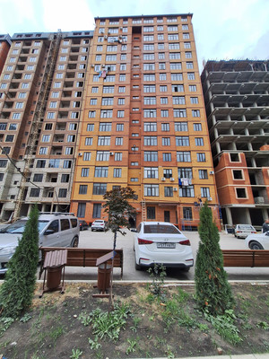 Продам однокомнатную (1-комн.) квартиру, Ирчи Казака ул, 101кГ, Махачкала г