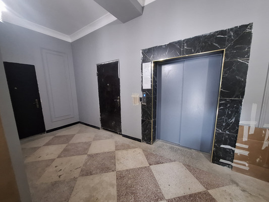 Продам однокомнатную (1-комн.) квартиру, Ирчи Казака ул, 101кГ, Махачкала г