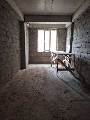 Продам однокомнатную (1-комн.) квартиру, Ирчи Казака ул, 101кГ, Махачкала г