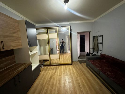 Продам однокомнатную (1-комн.) квартиру, Тенистая ул, 1, Махачкала г