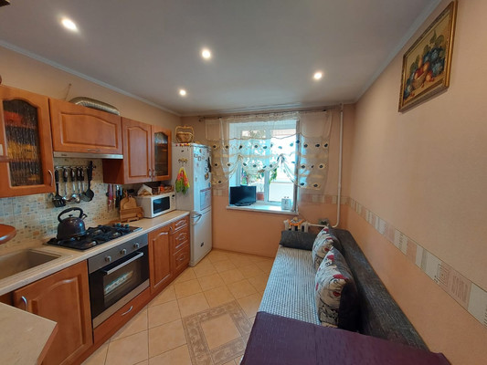 Продам однокомнатную (1-комн.) квартиру, Мусоргского ул, 17, Калининград г