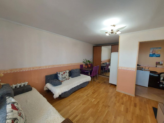 Продам однокомнатную (1-комн.) квартиру, Мусоргского ул, 17, Калининград г