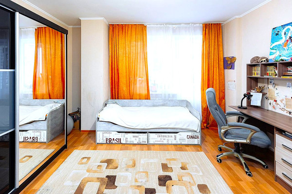 Продам двухкомнатную (2-комн.) квартиру, Батальная ул, 96, Калининград г