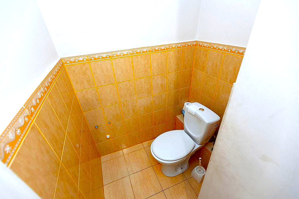 Продам двухкомнатную (2-комн.) квартиру, Батальная ул, 96, Калининград г