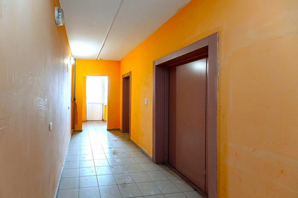 Продам двухкомнатную (2-комн.) квартиру, Батальная ул, 96, Калининград г