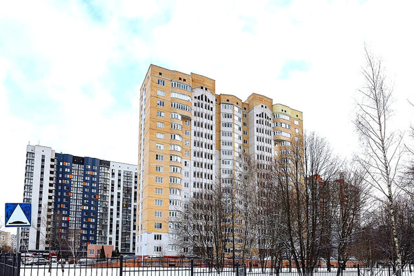 Продам двухкомнатную (2-комн.) квартиру, Батальная ул, 96, Калининград г