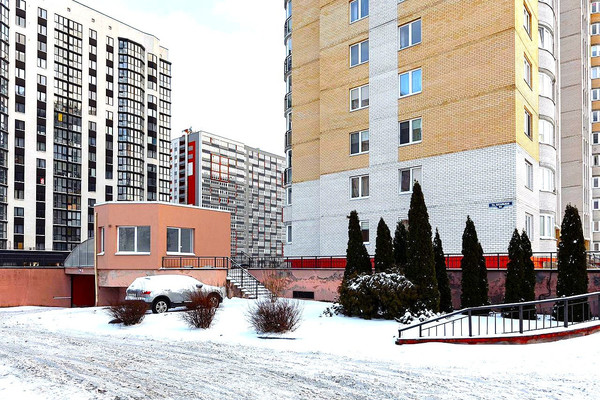 Продам двухкомнатную (2-комн.) квартиру, Батальная ул, 96, Калининград г