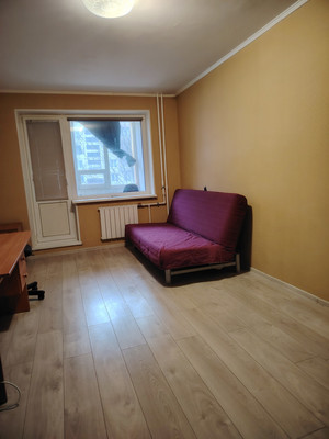 Сдам комнату в 3-комн. квартире, Тельмана ул, 50к3, Санкт-Петербург г