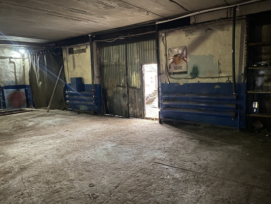 Продам склад 165 м2, Лесников пер, 2, Нижневартовск г