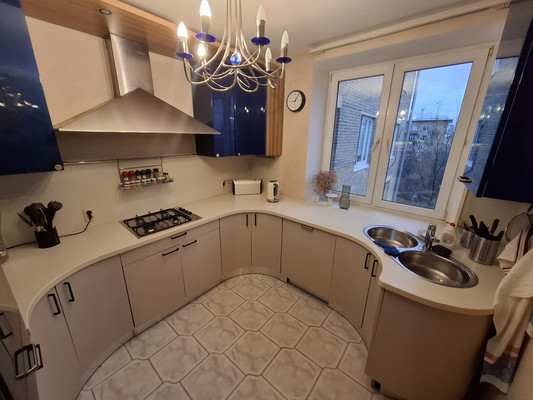 Продам многокомнатную квартиру, Ленинский пр-кт, 44, Москва г