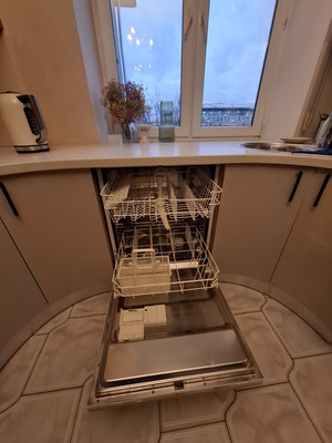 Продам многокомнатную квартиру, Ленинский пр-кт, 44, Москва г