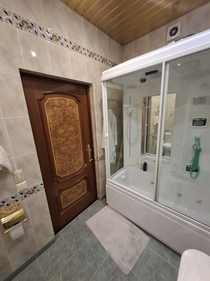 Продам многокомнатную квартиру, Ленинский пр-кт, 44, Москва г