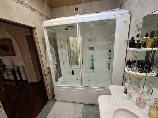 Продам многокомнатную квартиру, Ленинский пр-кт, 44, Москва г