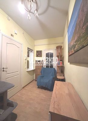 Продам двухкомнатную (2-комн.) квартиру, Большая Разночинная ул, 11, Санкт-Петербург г