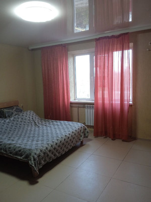 Продам однокомнатную (1-комн.) квартиру, Пожарского ул, 8, Новороссийск г