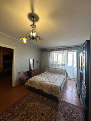 Продам двухкомнатную (2-комн.) квартиру, Первомайская ул, 10, Саки г