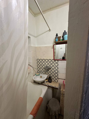 Продам двухкомнатную (2-комн.) квартиру, Первомайская ул, 10, Саки г