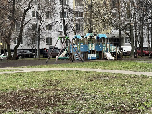 Продам трехкомнатную (3-комн.) квартиру, Донецкая ул, 18к1, Москва г