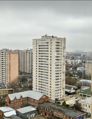 Продам двухкомнатную (2-комн.) квартиру, Фабричная ул, 4, Краснодар г