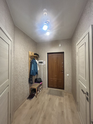 Продам однокомнатную (1-комн.) квартиру, Железнодорожная ул, 1г, Симферополь г