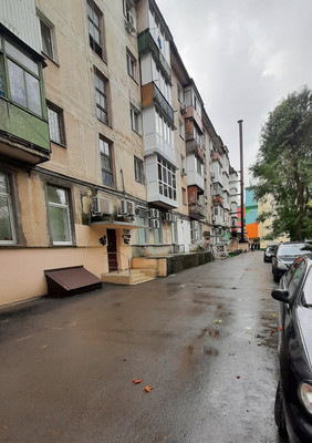 Продам однокомнатную (1-комн.) квартиру, Кирова пр-кт, 82, Симферополь г