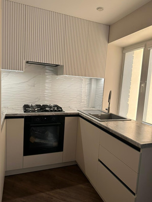 Сдам двухкомнатную (2-комн.) квартиру, Новороссийская ул, 153, Армавир г