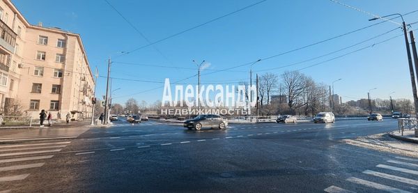 Продам двухкомнатную (2-комн.) квартиру, Бабушкина ул, 52, Санкт-Петербург г