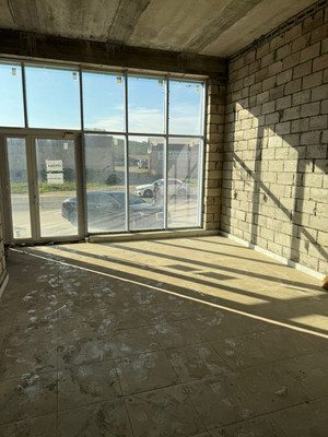 Продам торговое помещение 111 м2, Каменская ул, 101, Кенже с