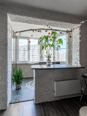 Продам трехкомнатную (3-комн.) квартиру, Крымская ул, 25, Боброво рп