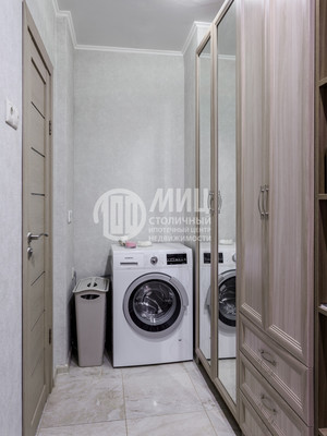 Продам трехкомнатную (3-комн.) квартиру, Крымская ул, 25, Боброво рп