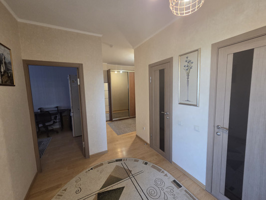 Продам трехкомнатную (3-комн.) квартиру, Оружейный пер, 11/2, Ростов-на-Дону г