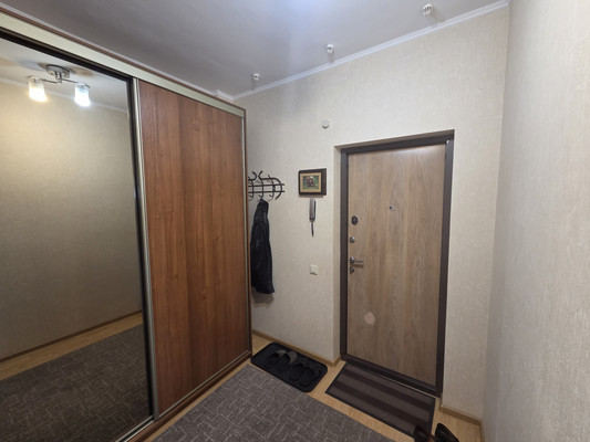 Продам трехкомнатную (3-комн.) квартиру, Оружейный пер, 11/2, Ростов-на-Дону г