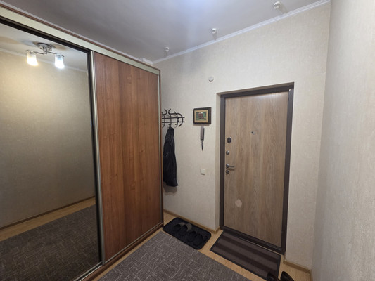 Продам трехкомнатную (3-комн.) квартиру, Оружейный пер, 11/2, Ростов-на-Дону г