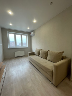 Сдам однокомнатную (1-комн.) квартиру, Западный Обход ул, 45к2, Краснодар г