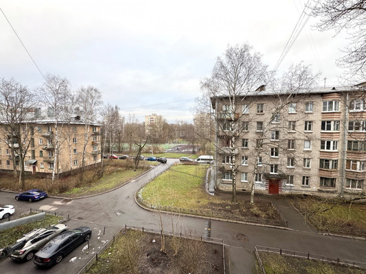 Продам комнату в 5-комн. квартире, Танкиста Хрустицкого ул, 106а, Санкт-Петербург г